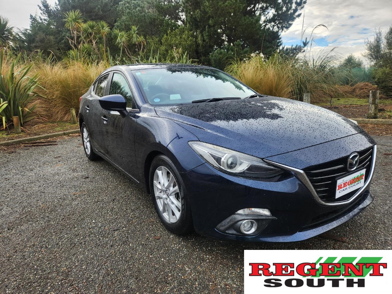 2013 Mazda Axela