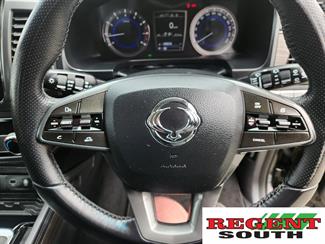 2020 Ssangyong REXTON - Thumbnail