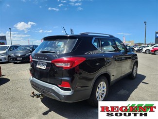 2020 Ssangyong REXTON - Thumbnail