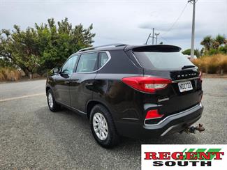 2020 Ssangyong REXTON - Thumbnail