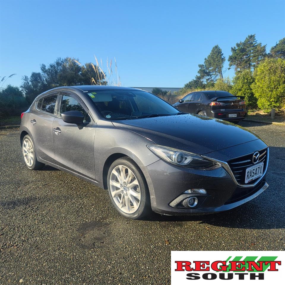2014 Mazda Axela