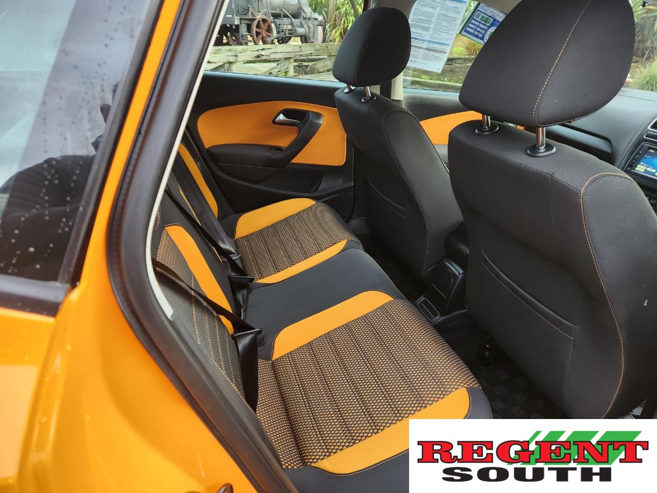 2013 Volkswagen Cross Polo