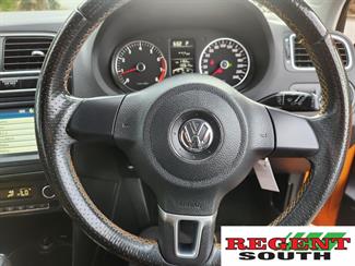 2013 Volkswagen Cross Polo - Thumbnail