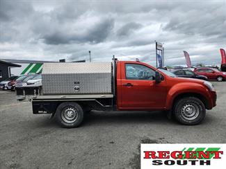 2017 Isuzu D-Max - Thumbnail