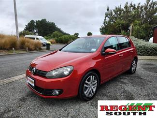 2011 Volkswagen Golf - Thumbnail
