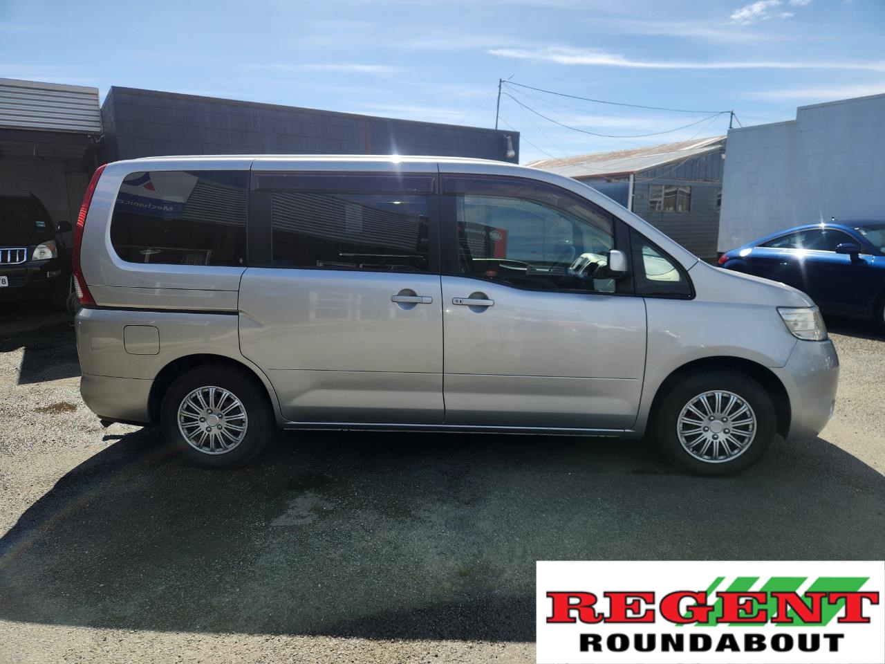 2007 Nissan Serena