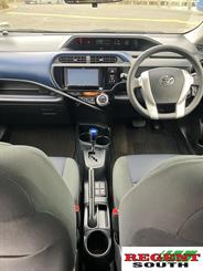 2017 Toyota AQUA - Thumbnail