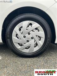 2017 Toyota AQUA - Thumbnail