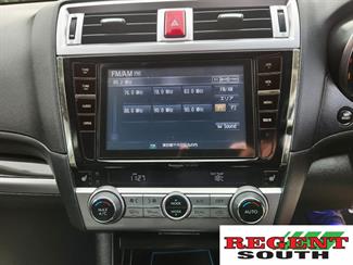 2016 Subaru Legacy - Thumbnail