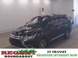 2015 Mitsubishi Outlander - Thumbnail