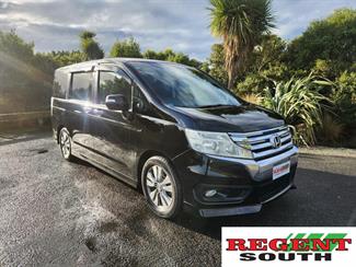 2012 Honda Step Wagon - Thumbnail