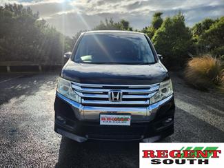 2012 Honda Step Wagon - Thumbnail