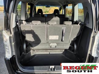 2012 Honda Step Wagon - Thumbnail