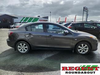 2009 Mazda 3 - Thumbnail