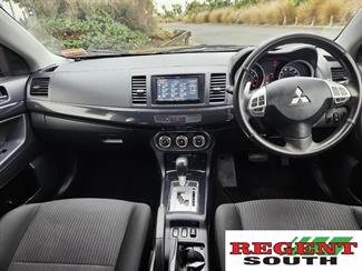 2012 Mitsubishi Galant - Thumbnail