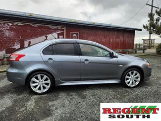 2012 Mitsubishi Galant - Thumbnail