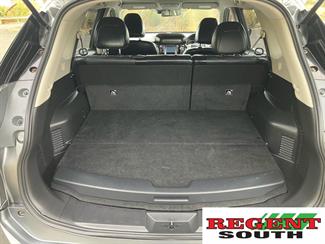 2015 Nissan X-Trail - Thumbnail