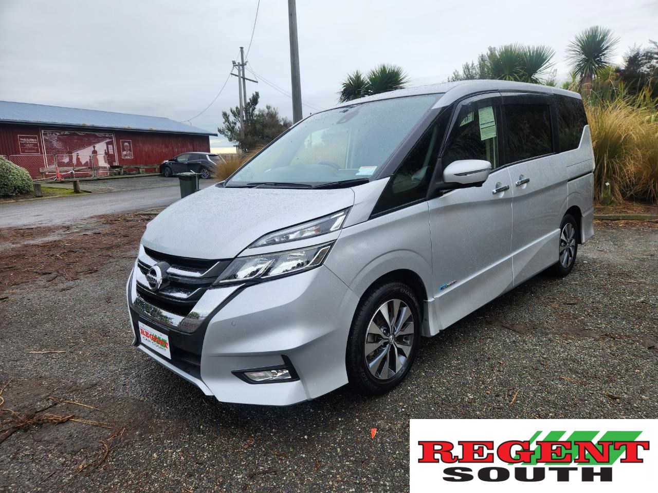 2017 Nissan Serena