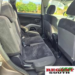 2012 Mitsubishi Outlander - Thumbnail