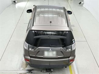 2012 Mitsubishi Outlander - Thumbnail