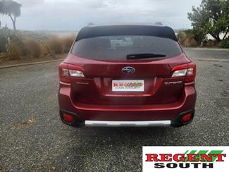 2015 Subaru Outback - Thumbnail