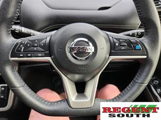 2016 Nissan Serena - Thumbnail