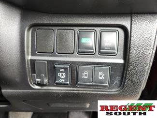 2016 Nissan Serena - Thumbnail