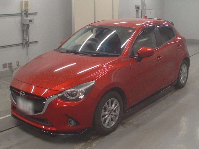 2016 Mazda Demio