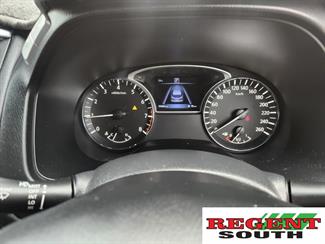 2017 Nissan Pathfinder - Thumbnail