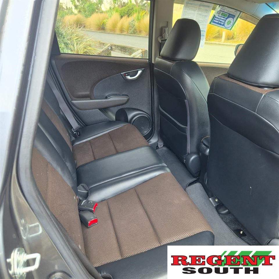 2012 Honda FIT SHUTTLE
