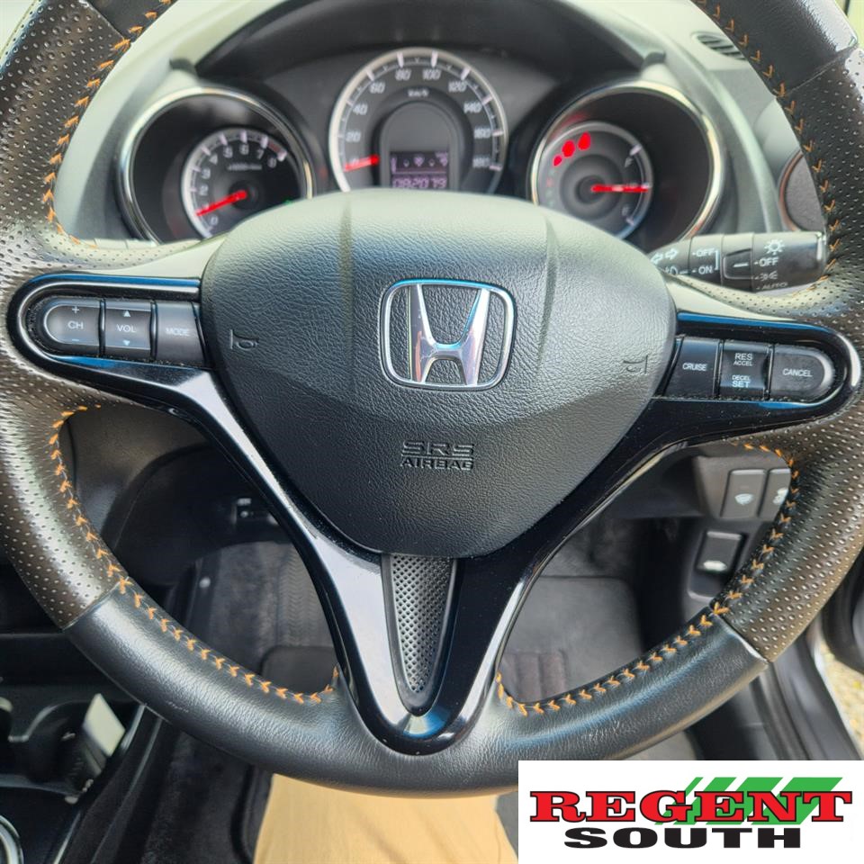 2012 Honda FIT SHUTTLE