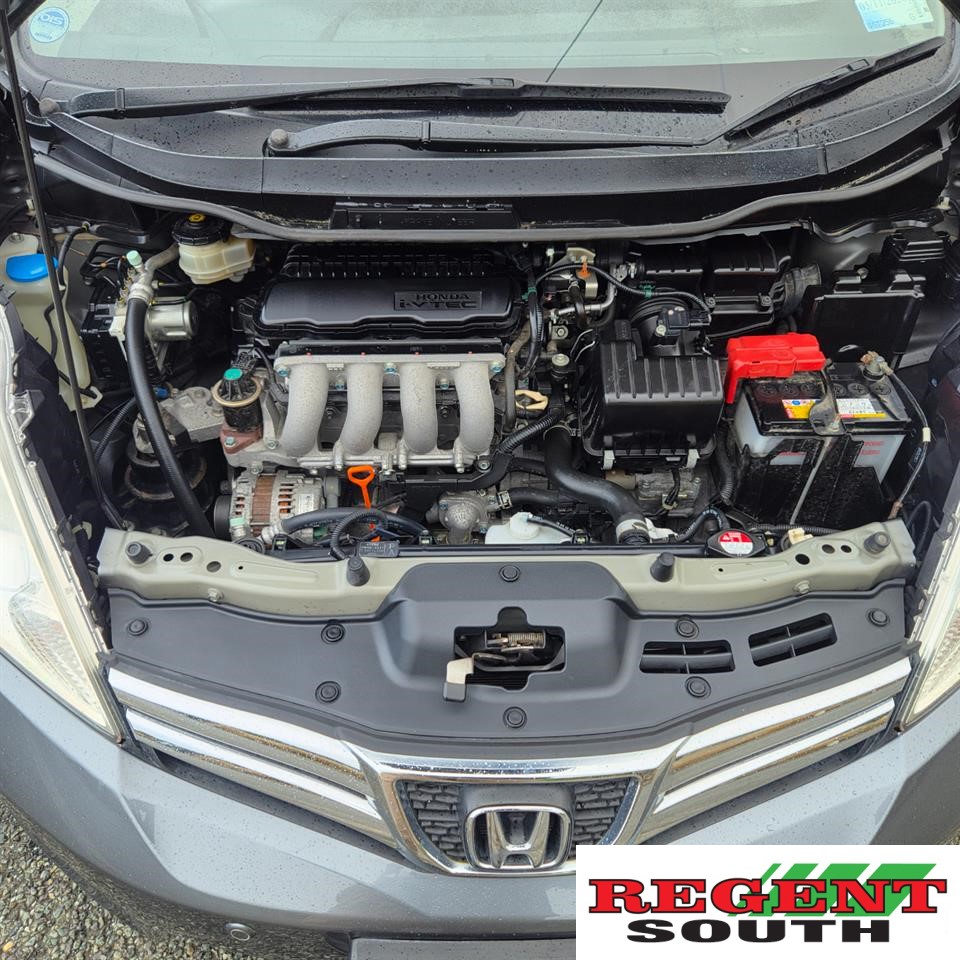 2012 Honda FIT SHUTTLE