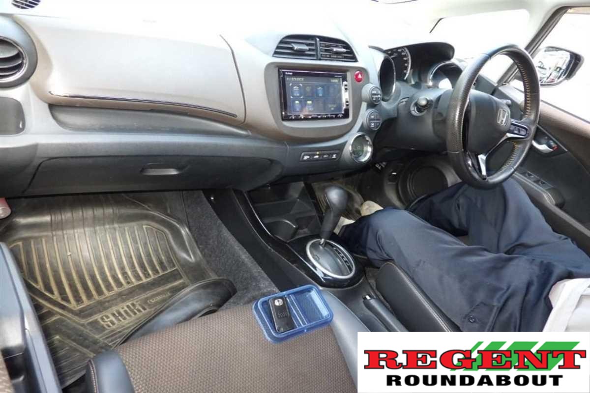 2012 Honda FIT SHUTTLE