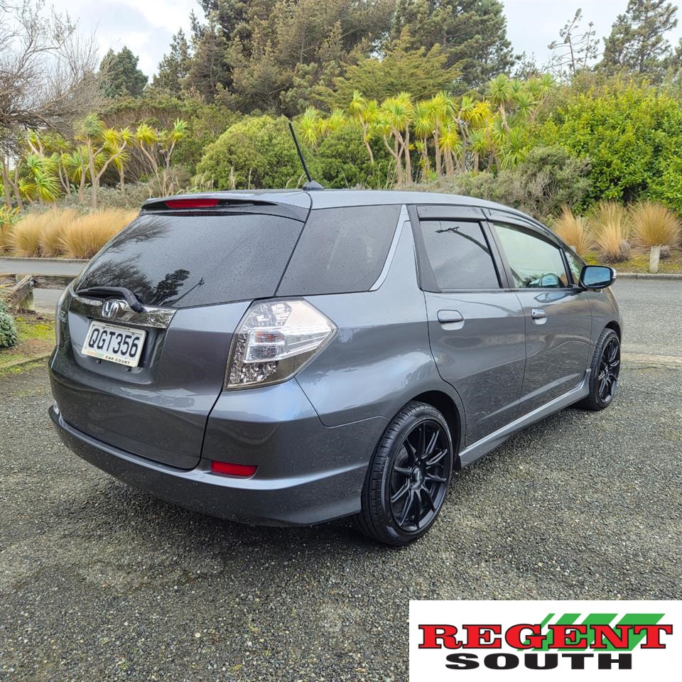 2012 Honda FIT SHUTTLE