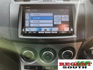 2009 Mazda Axela - Thumbnail