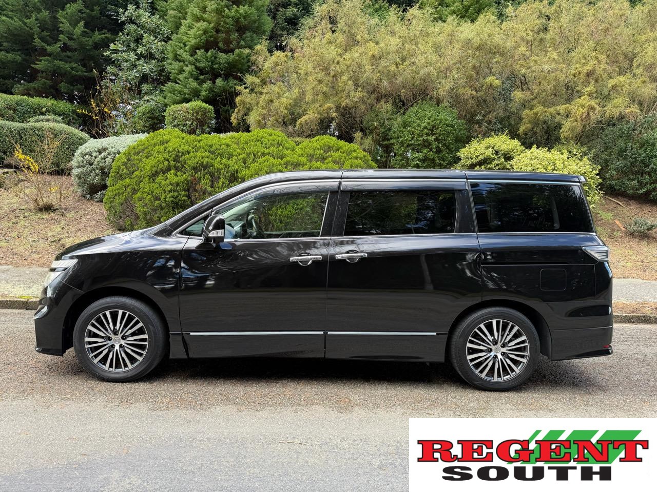 2014 Nissan Elgrand