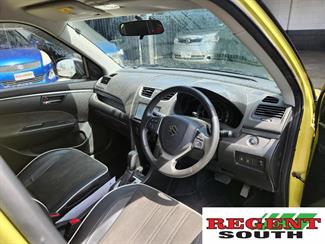 2016 Suzuki Swift - Thumbnail