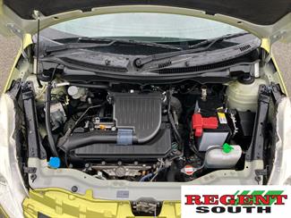 2016 Suzuki Swift - Thumbnail