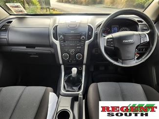2012 Isuzu D-Max - Thumbnail