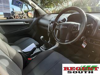 2012 Isuzu D-Max - Thumbnail