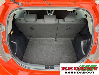 2013 Toyota AQUA - Thumbnail