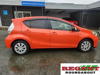 2013 Toyota AQUA - Thumbnail