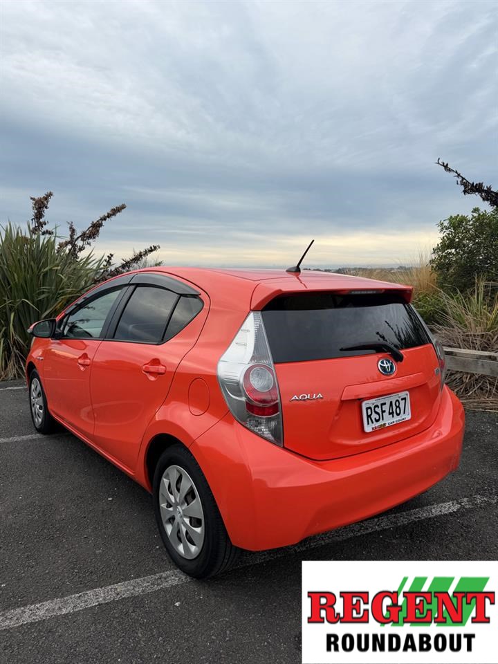 2013 Toyota AQUA