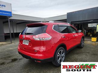 2015 Nissan X-Trail - Thumbnail