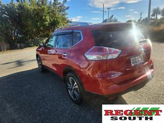 2015 Nissan X-Trail - Thumbnail