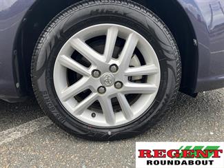 2013 Toyota Corolla - Thumbnail
