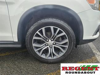 2017 Mitsubishi ASX - Thumbnail