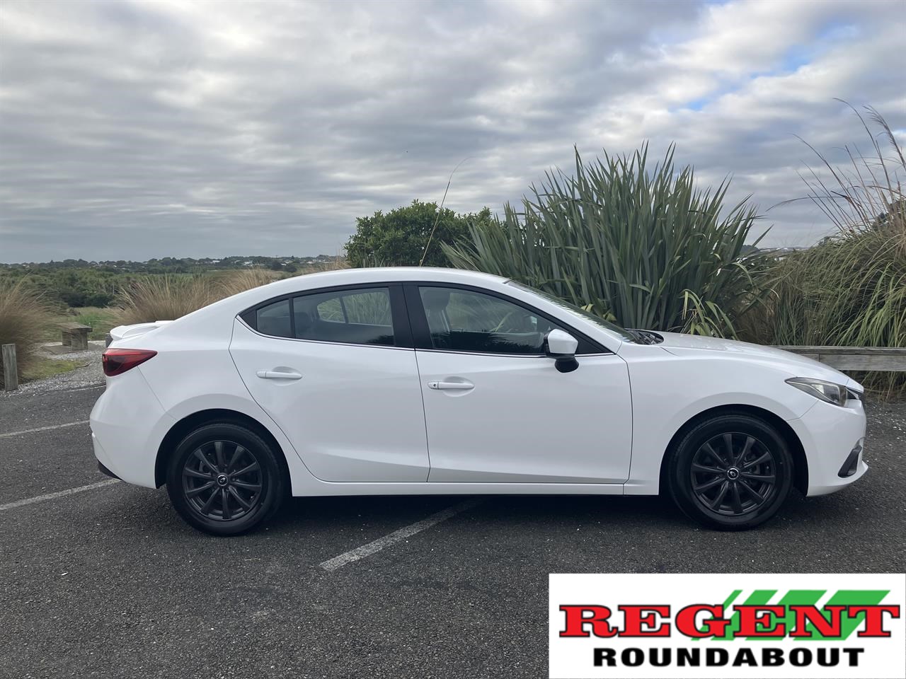 2015 Mazda Axela