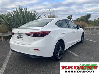 2015 Mazda Axela - Thumbnail