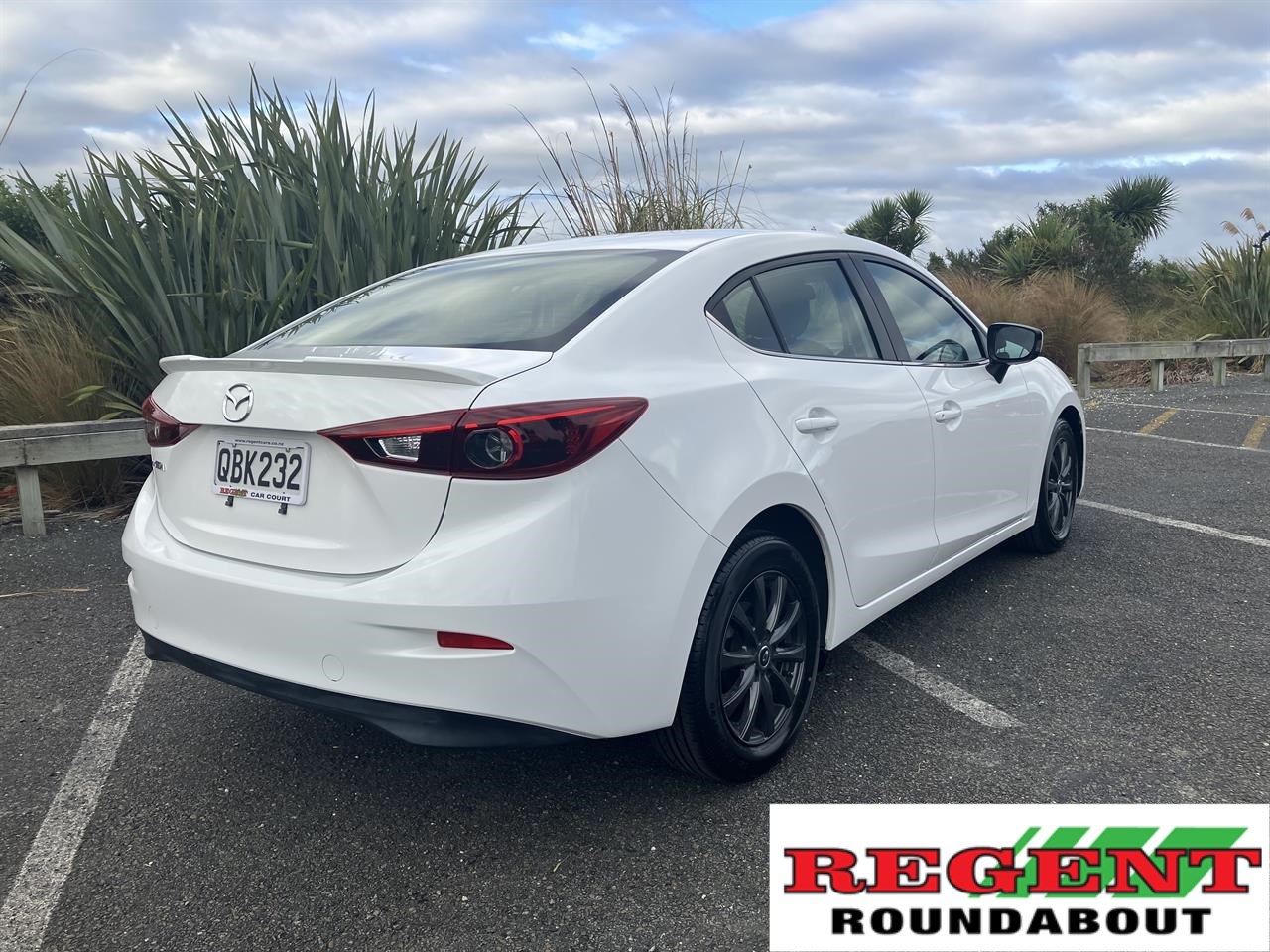 2015 Mazda Axela
